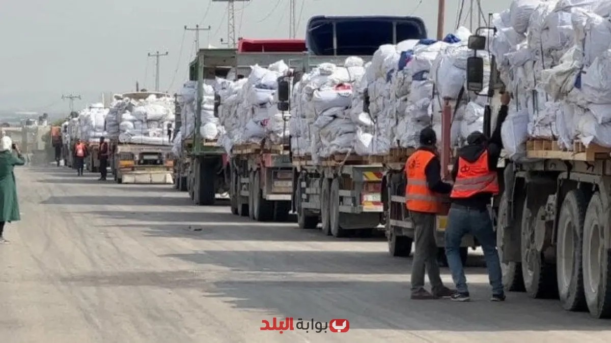 ثلاث شاحنات مساعدات إماراتية تصل إلى كرم أبو سالم لتعزيز الدعم الإنساني