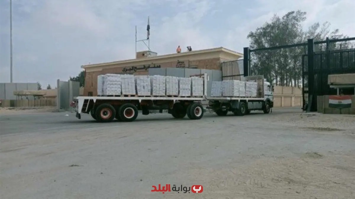 شاحنات مساعدات إماراتية تصل غزة عبر معبر كرم أبو سالم بعبور 19 شاحنة