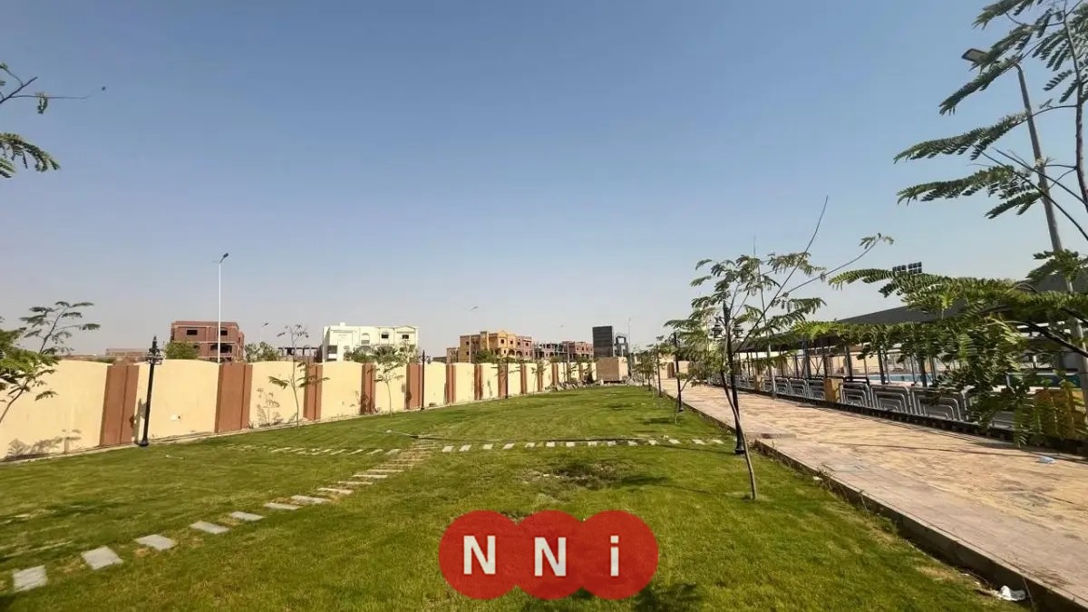 وزير الإسكان يراقب تقدم المشروعات السكنية والمرافق والخدمات في مدينة قنا الجديدة
