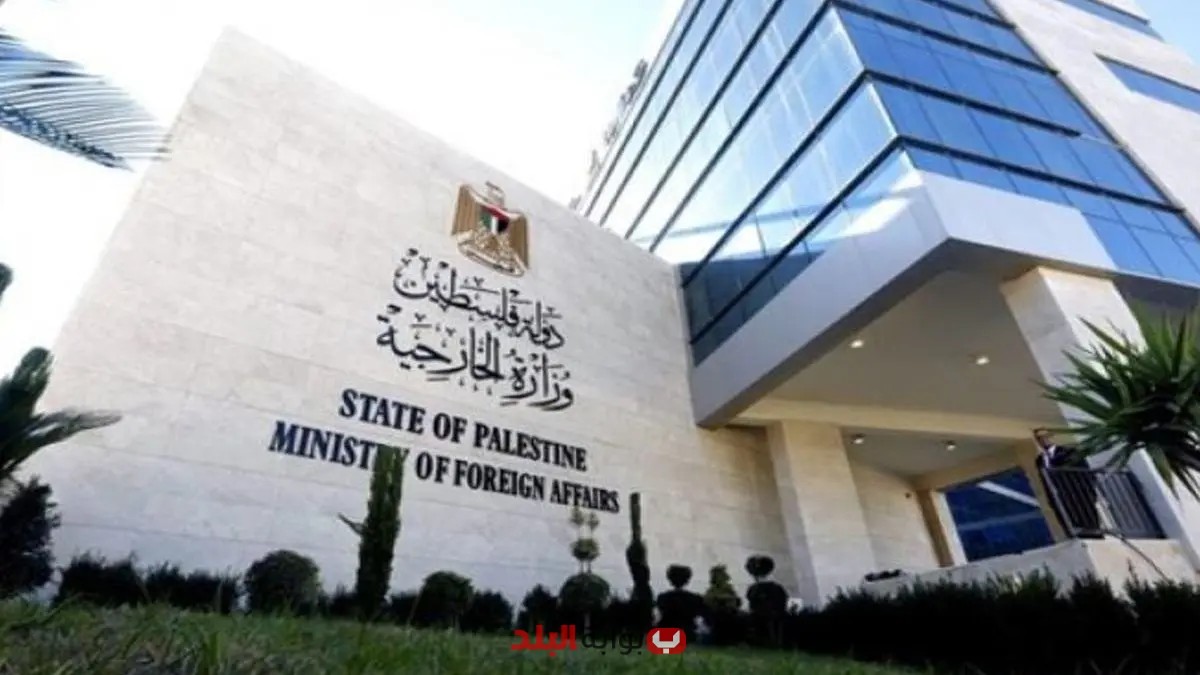 الخارجية الفلسطينية تندد باغتيال الطواقم الطبية والإغاثية والصحفية في مجمع ناصر الطبي