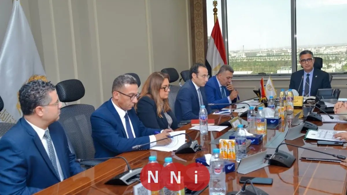 وزير التموين يلتقي برئيس مجلس إدارة شركة السكر والصناعات التكاملية لمتابعة برامج التطوير