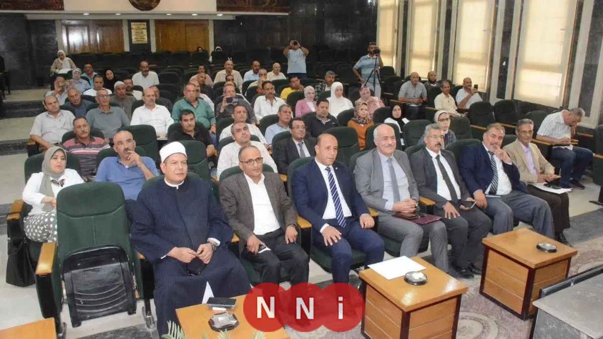 “وزارة الزراعة تواصل تنسيق جهودها استعدادًا لمواجهة حرق قش الأرز وتشارك في اجتماع موسع بمحافظة الغربية”