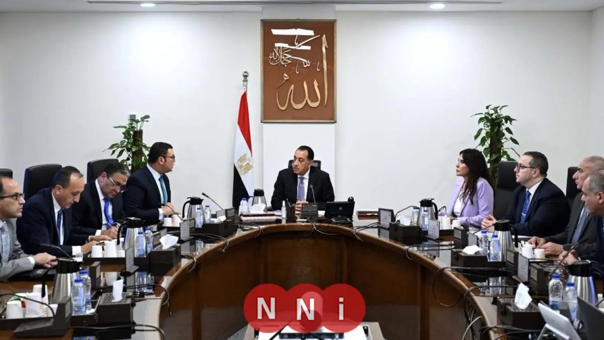 رئيس الوزراء يناقش مع وزير الإسكان تفاصيل سكن لكل المصريين ومبادرة بيتك في مصر