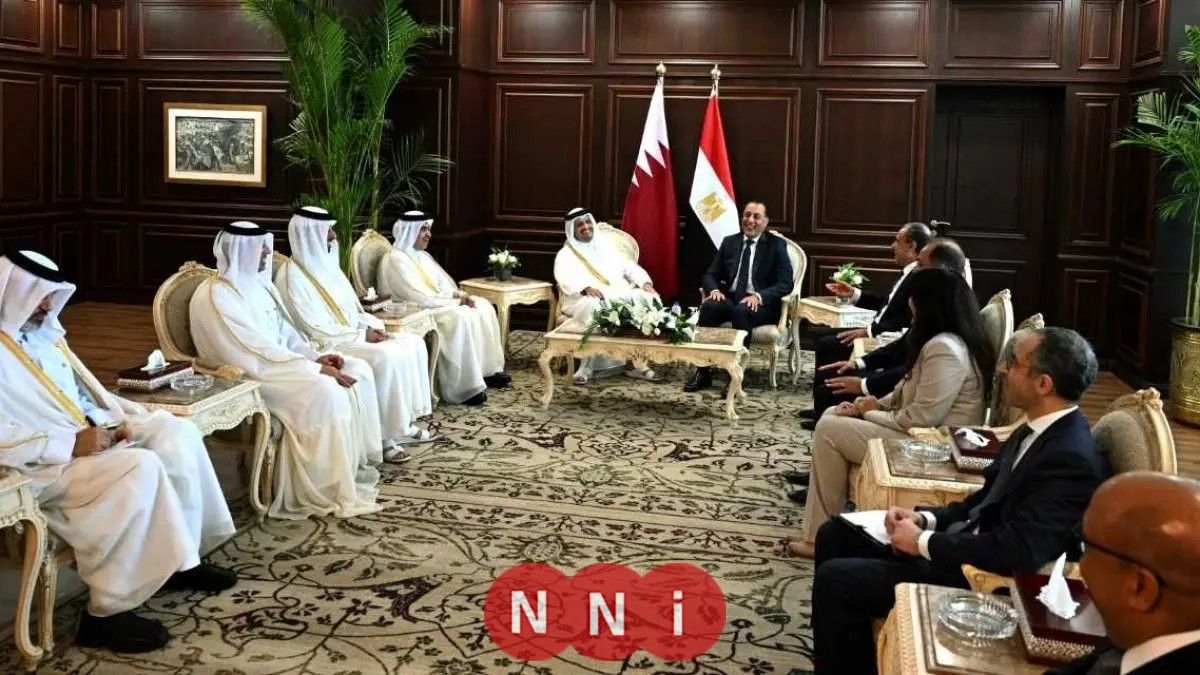 رئيس الوزراء يعقد مباحثات مع نظيره القطري حول أوجه التعاون المشتركة