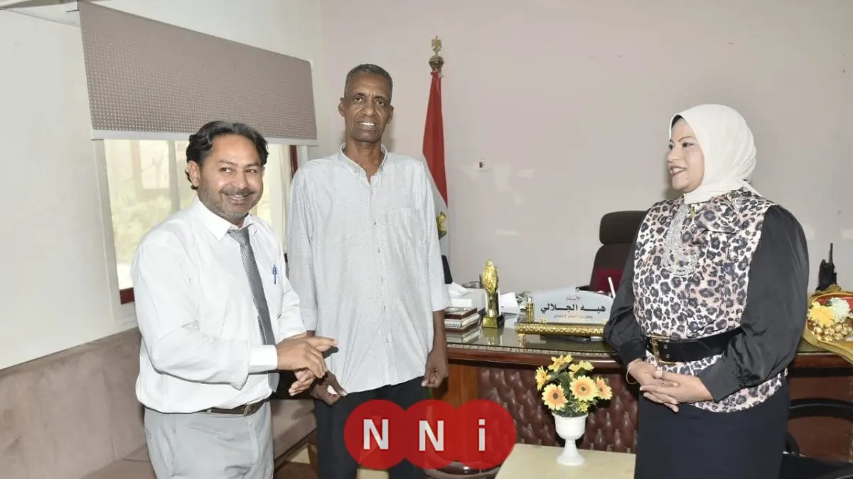 محافظ بني سويف ي awarded 150 ألف جنيه لعامل مزلقان السادات