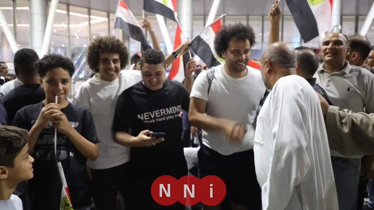 أحمد ناصر البطل يعود إلى القاهرة قادماً من هولندا .. صور
