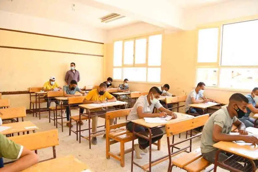 جدول امتحانات الثانوية العامة ٢٠٢٤ علمي و أدبي