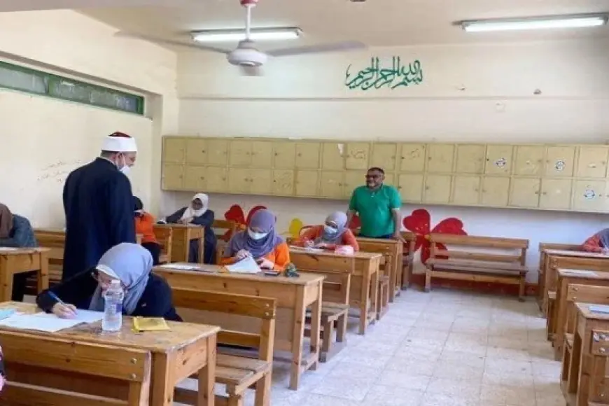 امتحان النحو للثانوية الأزهرية 2024 تحديات وتوزيع الدرجات للشعبة الادبية