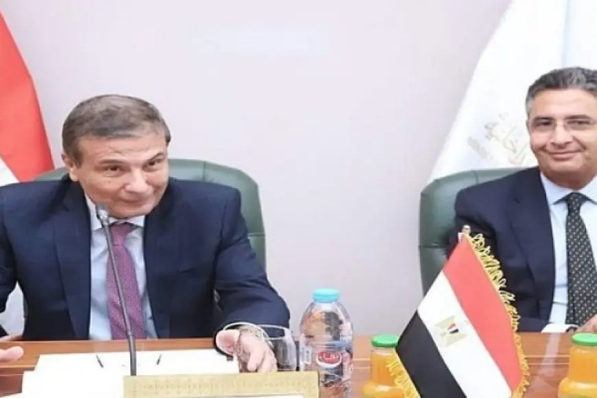 وزيرا الزراعة والتموين يبحثان ضبط اسعار بيض المائدة بالتعاون مع اتحاد منتجى الدواجن