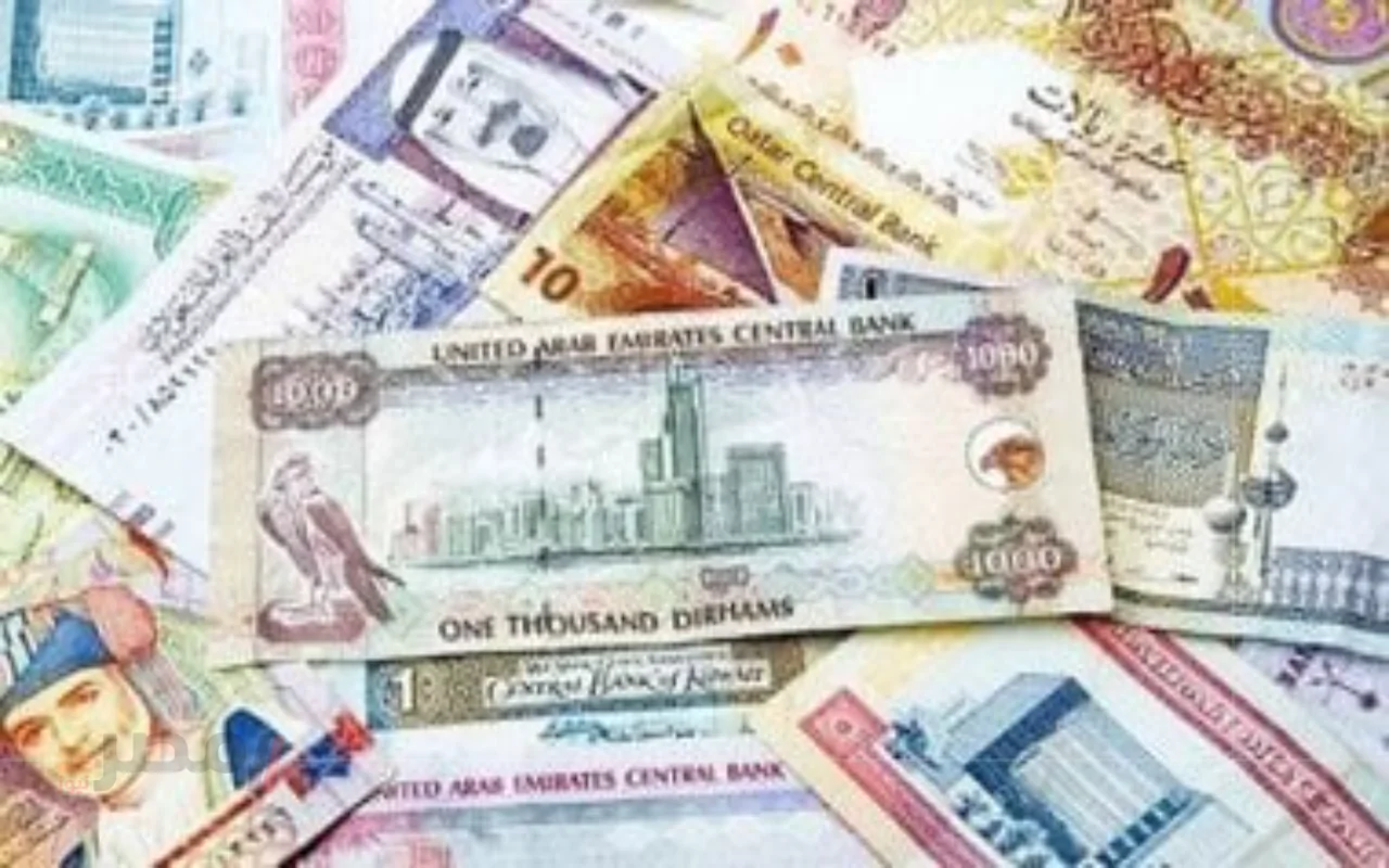 أخبار سارة.. زيادة أسعار الصرف ترفع قيمة الريال أمام الدولار		–