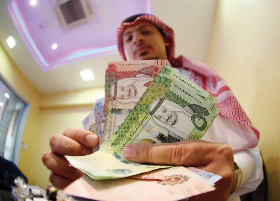 استلم مبلغ يصل إلى 2.5 مليون ريال بدون كفيل بالتقسيط المرن على 5 سنوات