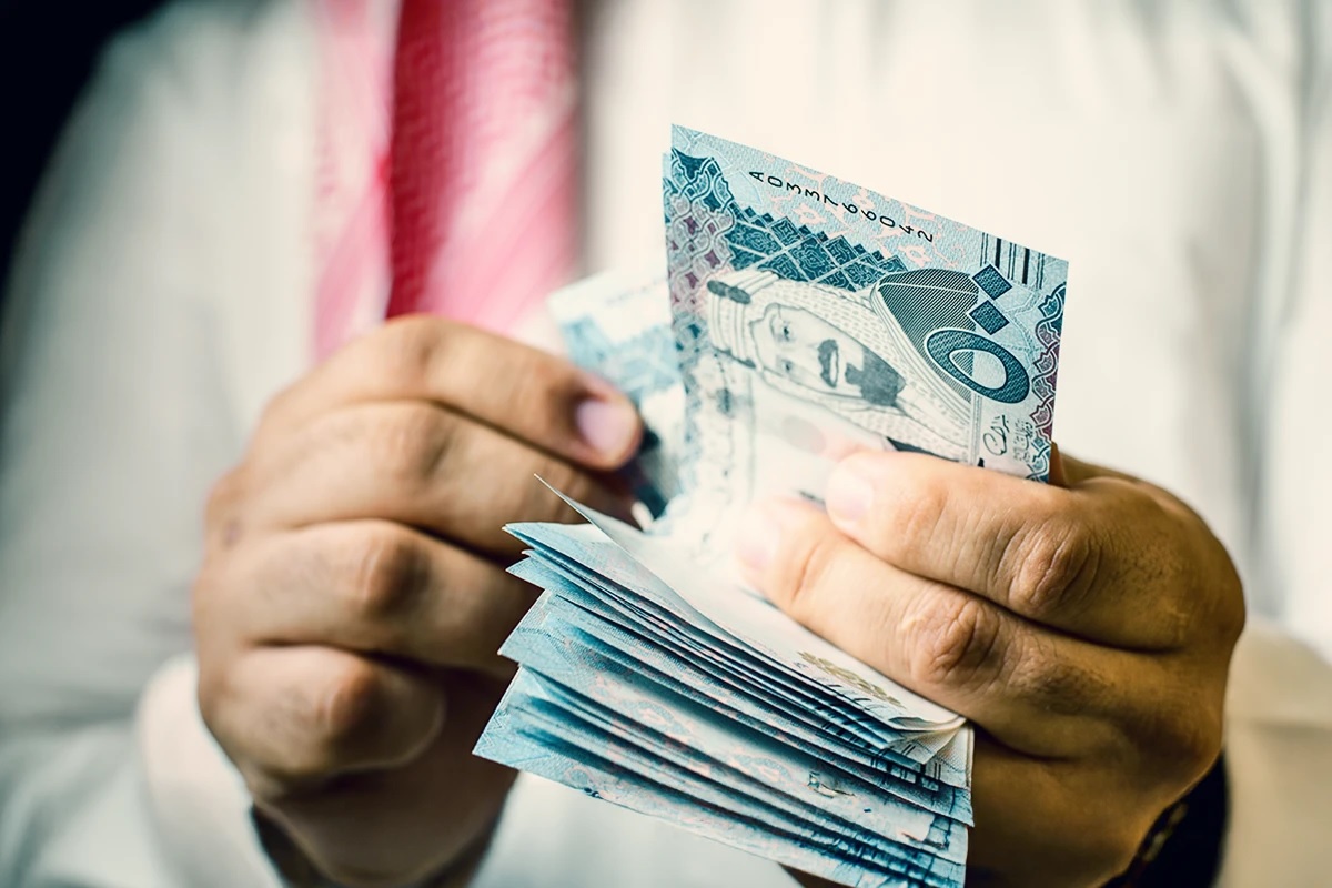 أجل قسطين وسدد جميع مديونياتك وأحصل على مبالغ مالية كبيرة بدون كفيل غارم