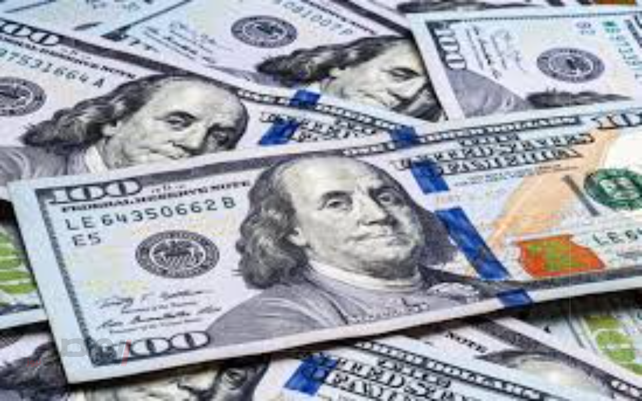 سعر الريال السعودي مقابل الدولار الأمريكي اليوم.. تحركات الريال والدولار في السوق السعودي-