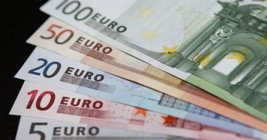 تراجع سعر صرف الدولار وارتفاع اليورو والإسترليني أمام الدينار الكويتي اليوم