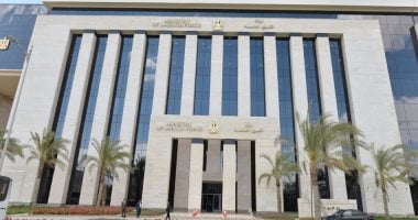 قانون العمل الجديد يلزم أصحاب الأعمال بتوفير الانتقال والسكن فى المناطق البعيدة