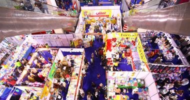 وزيرا التنمية المحلية والتموين ومحافظ الجيزة يفتتحون معرض أهلا مدارس