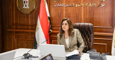 وزيرة التنمية المحلية تتابع استعدادات المحافظات لموسم الأمطار والسيول
