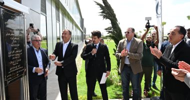 رئيس الوزراء يفتتح مصنع “إروجلو جارمنت” التركى للملابس الجاهزة بالقنطرة غرب
