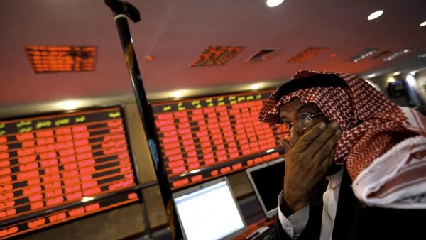 اللون الأحمر يخيم على أسواق المال العربية آخر جلسات شهر أغسطس