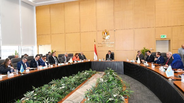 وزير الإسكان يترأس الاجتماع الأول للمجلس المصري للبناء الأخضر عقب أعادة تشكيله
