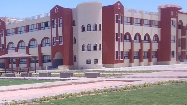 تسليم مدرسة تعليم أساسي بالمنيا الجديدة