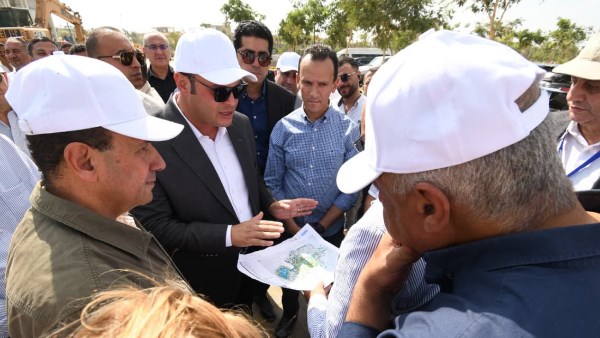 وزير الإسكان يتفقد مكونات مشروع حدائق “تلال الفسطاط” بمنطقة مصر القديمة بالقاهرة