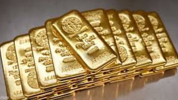 الذهب يواصل الصعود بدعم من ضعف الدولار وخفض الفائدة الأمريكية