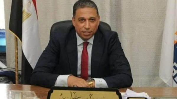 وكيل وزارة التعليم يحيل عاملًا للشؤون القانونية