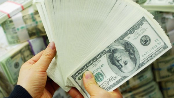 أعلى سعر دولار في البنوك اليوم 7-9-2025