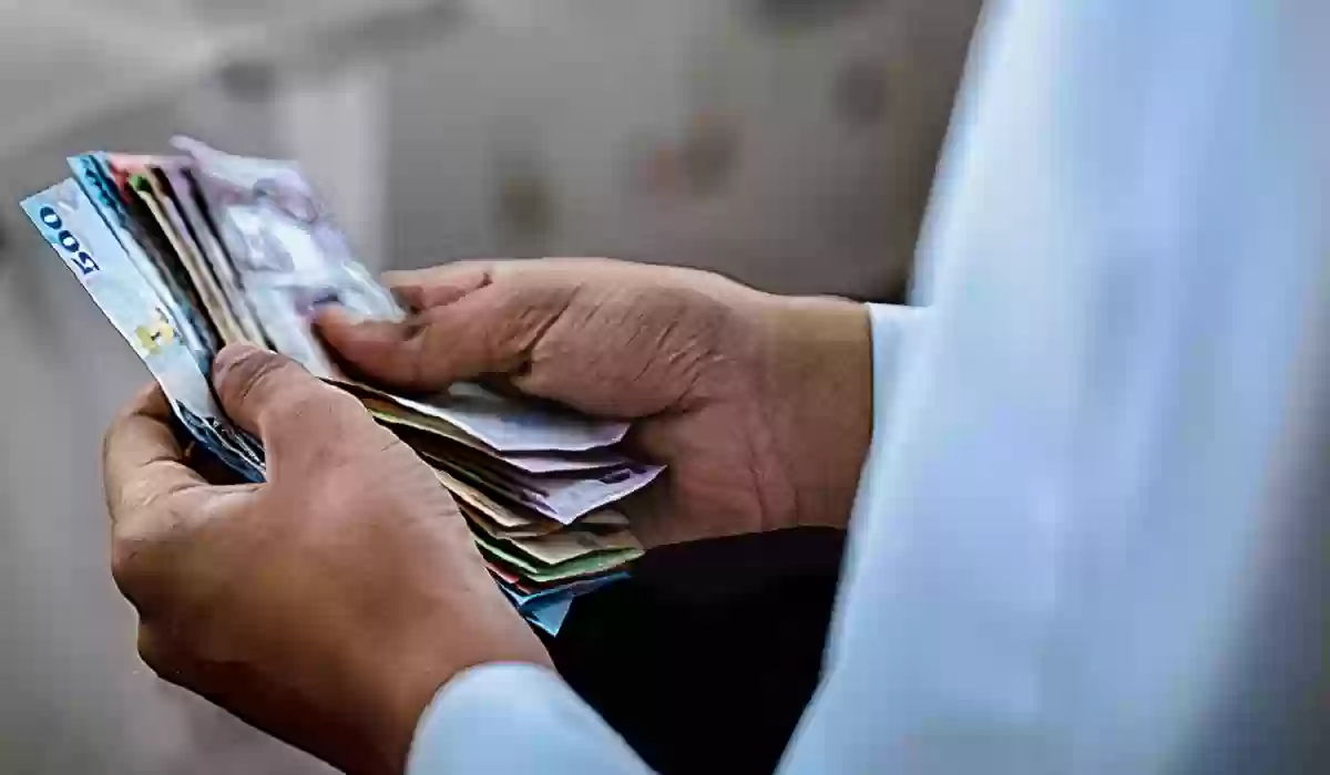 راتبي 4.500 ريال كم يكون لي قرض؟ وهل يشترط كفيل أو تحويل راتب؟