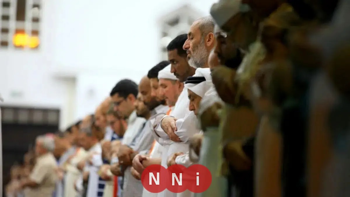 كيفية أداء صلاة الخسوف كما فعل النبي عليه الصلاة والسلام