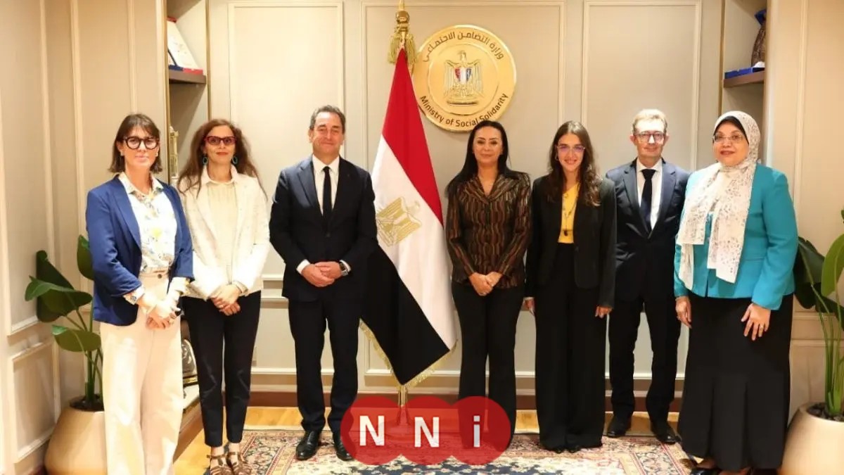 وزيرة التضامن الاجتماعي تناقش مع السفير الفرنسي سبل التعاون في مجال الحماية الاجتماعية