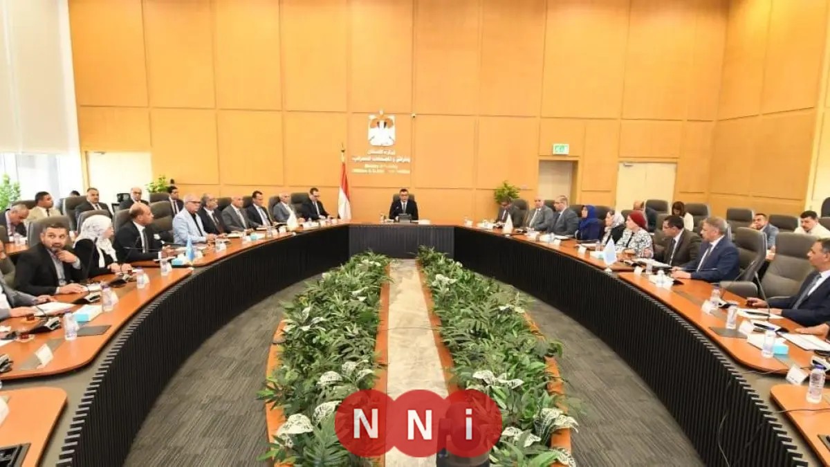 وزير الإسكان يترأس اجتماع اللجنة التنسيقية العليا لمتابعة مشاريع العمل في جميع المدن