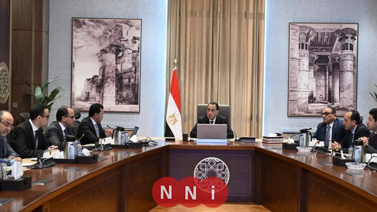 رئيس الوزراء يناقش مع وزير الشباب والرياضة مجموعة من ملفات الوزارة