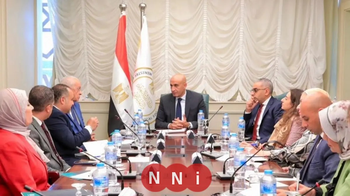 وزير التربية والتعليم يجتمع بوفد من مؤسسة “مصر الخير” لبحث سبل تعزيز التعاون في عدة مبادرات