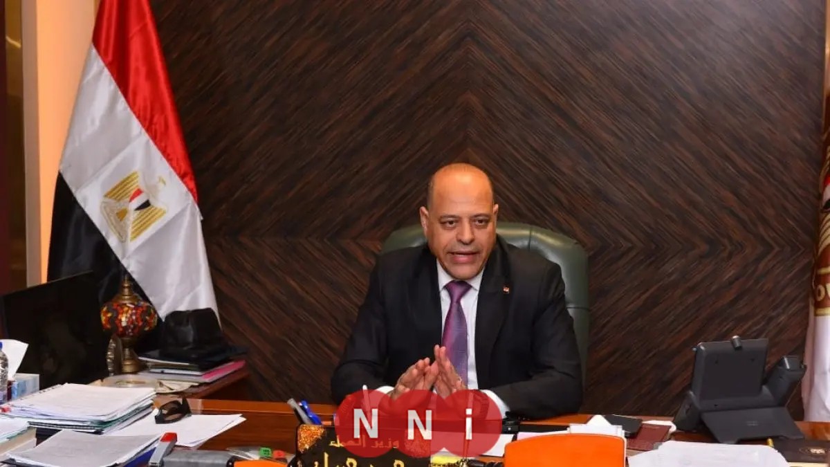 وزير العمل يعلن صرف 800 ألف جنيه لدعم الرعاية الصحية وإعانات الحوادث لـ 217 عاملاً في ست محافظات