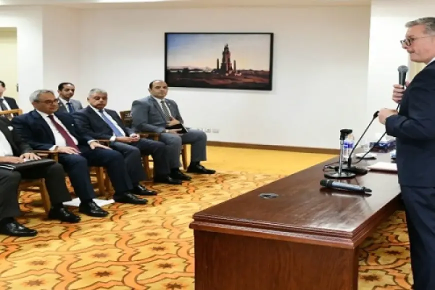 وزير البترول يدعو السفراء الجدد بمصر للتواصل مع الشركات العالمية لتشجيعهم على الاستثمار