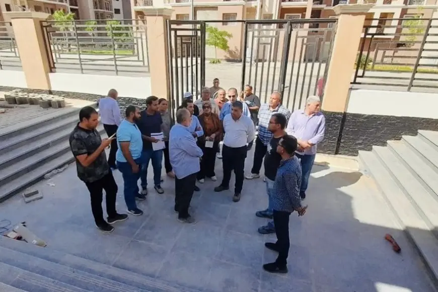 رئيس جهاز العاصمة الإدارية الجديدة يتفقد الحي السكني الثالث وأعمال الطرق ومناطق الخدمات