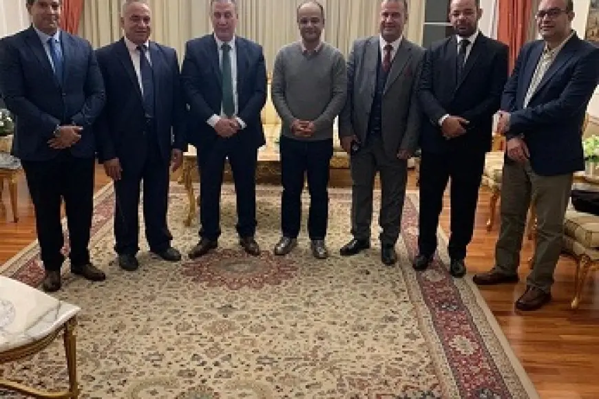 سفير مصر ببلغاريا يستقبل وفدا رسميا لعمال مصر
