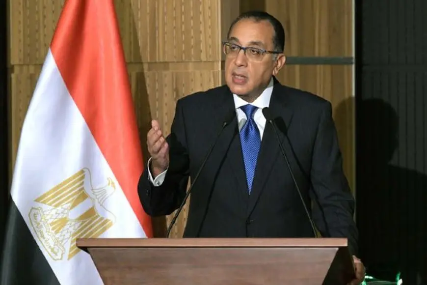مدبولي يشيد بالتعاون المصري – الصيني في صناعة الصوب وتصدير الحاصلات الزراعية