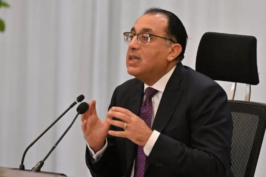 رئيس الوزراء: ملف التحول إلى الدعم النقدي أمام الحوار الوطني.. وقد نطبقه تجريبيا