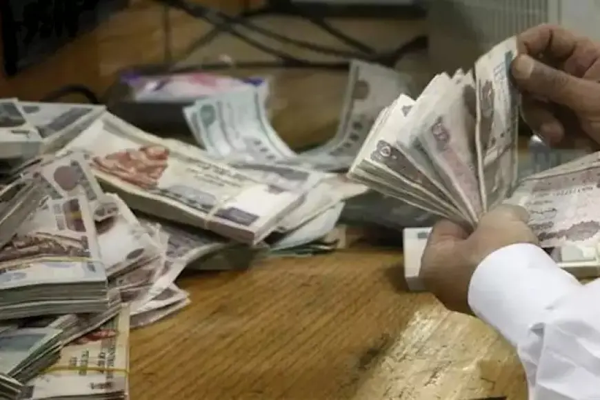 البنك الأهلي يوضح حقيقة إصدار شهادة بسعر عائد 30%
