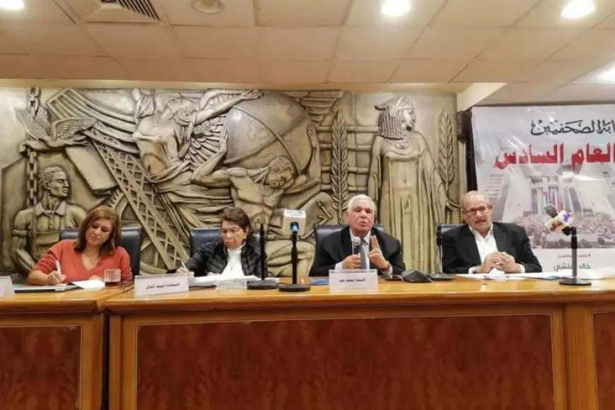 مدير تحرير مجلة أكتوبر: لا توجد مجلة أسبوعية تبيع فوق 1000 نسخة وأزمة أجور الصحفيين ممتدة منذ التسعينيات