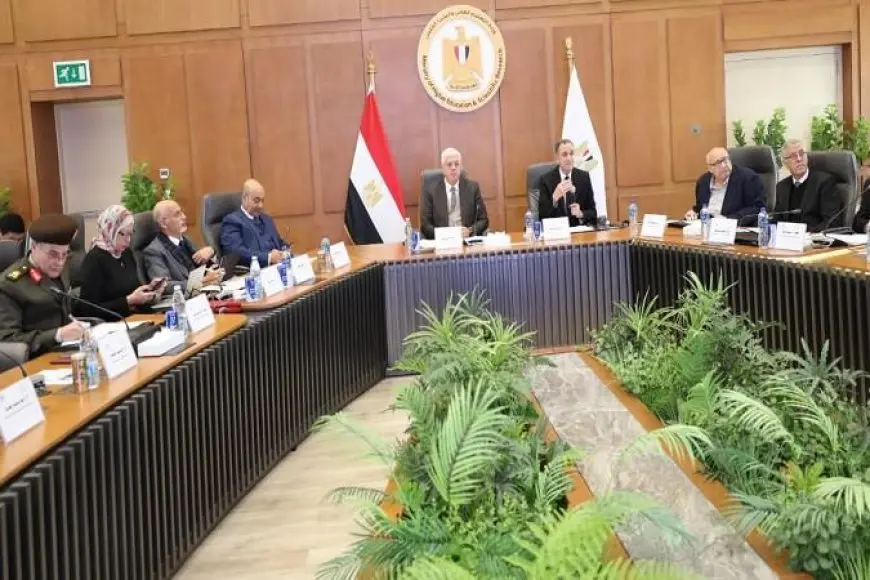 وزير التعليم العالي يتابع موقف إنشاء 17 جامعة تكنولوجية جديدة
