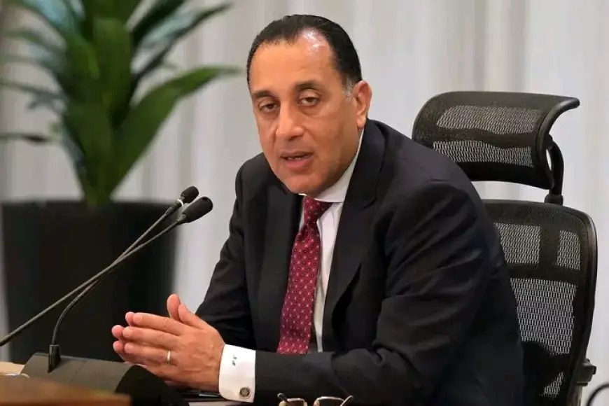رئيس الوزراء يؤكد لنظيره السعودي حرص مصر على تعزيز التعاون في قطاع الطاقة