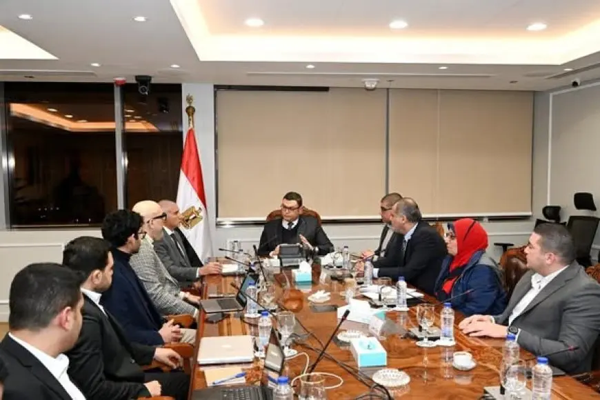 وزير الإسكان يلتقي مسئولي منصة مصر العقارية لاستعراض فرص التعاون