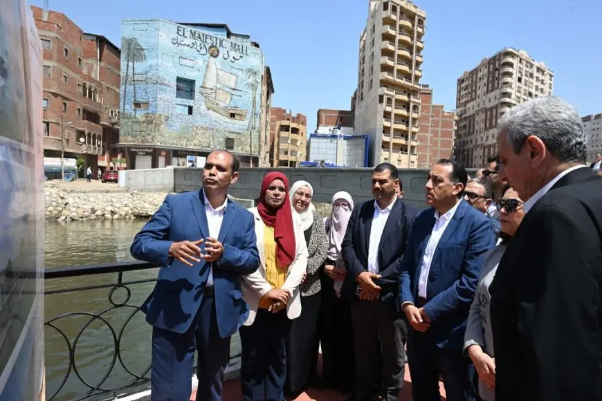 رئيس الوزراء يزور مشاريع تطوير كورنيش ترعة القاصد