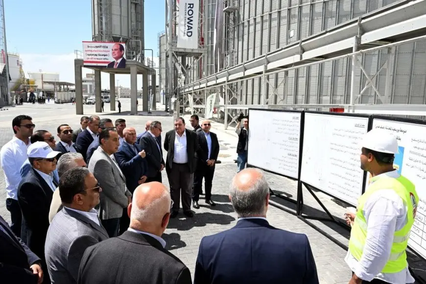 رئيس الوزراء يشهد تدشين محطة الصب الجاف للحبوب في ميناء غرب بورسعيد