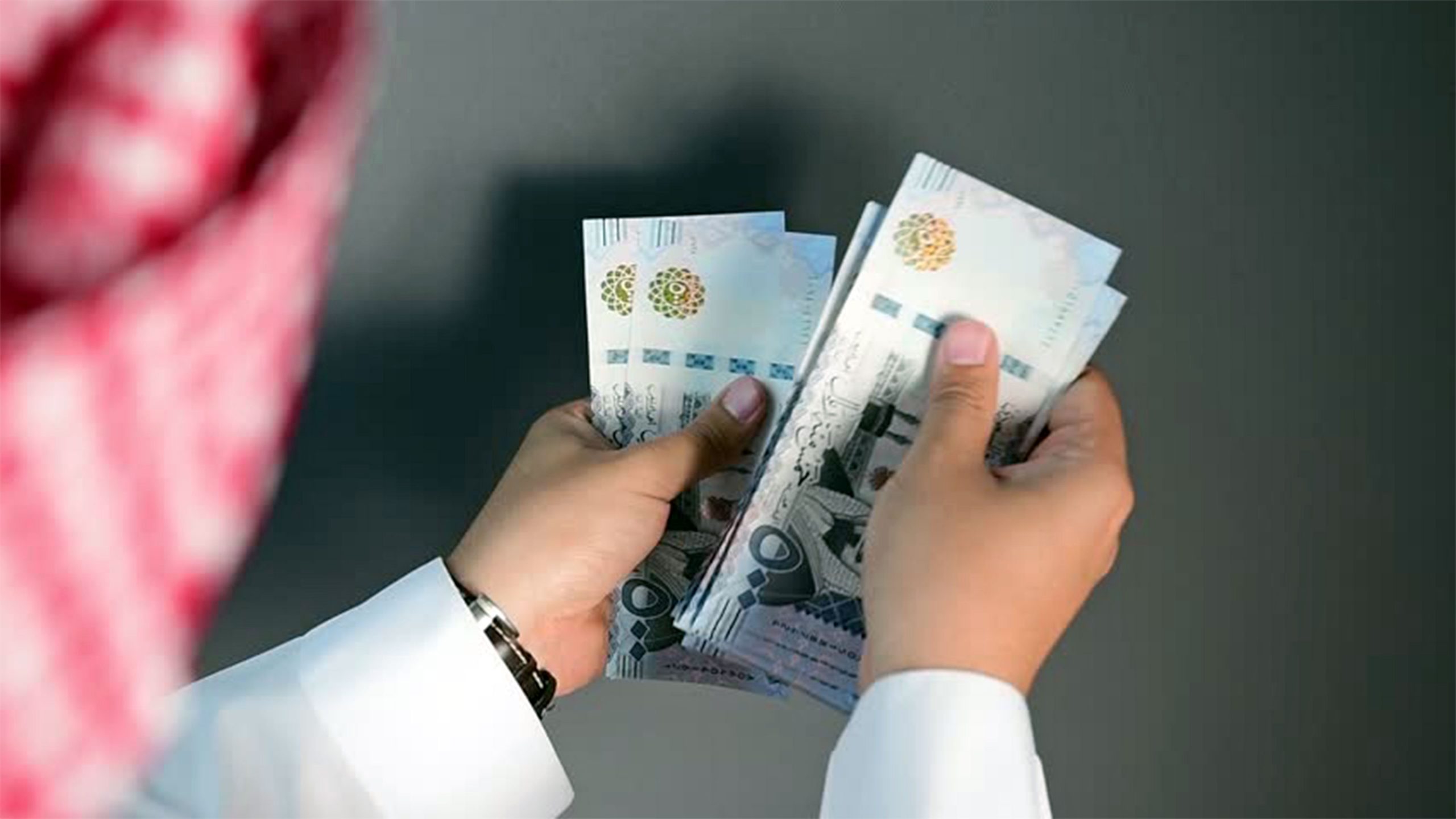 قرض شخصي للمتقاعدين بدون كفيل غارم بأقل قسط متاح تأجيله