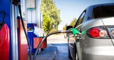 مصادر بالبترول تنفى الأخبار المتداولة بشأن زيادة أسعار البنزين غدا